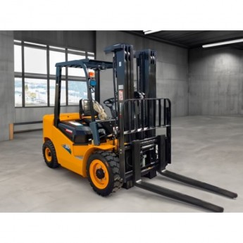 Дизельный вилочный погрузчик ZAUBERG DS30 Дизельный вилочный погрузчик ZAUBERG DS30