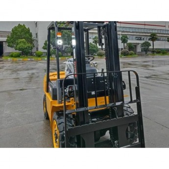 Дизельный вилочный погрузчик ZAUBERG DS30-X Дизельный вилочный погрузчик ZAUBERG DS30-X